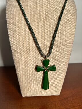 Boho Green Resin Cross Pendant Necklace Gold Tone Filigree Accents 30" Cord